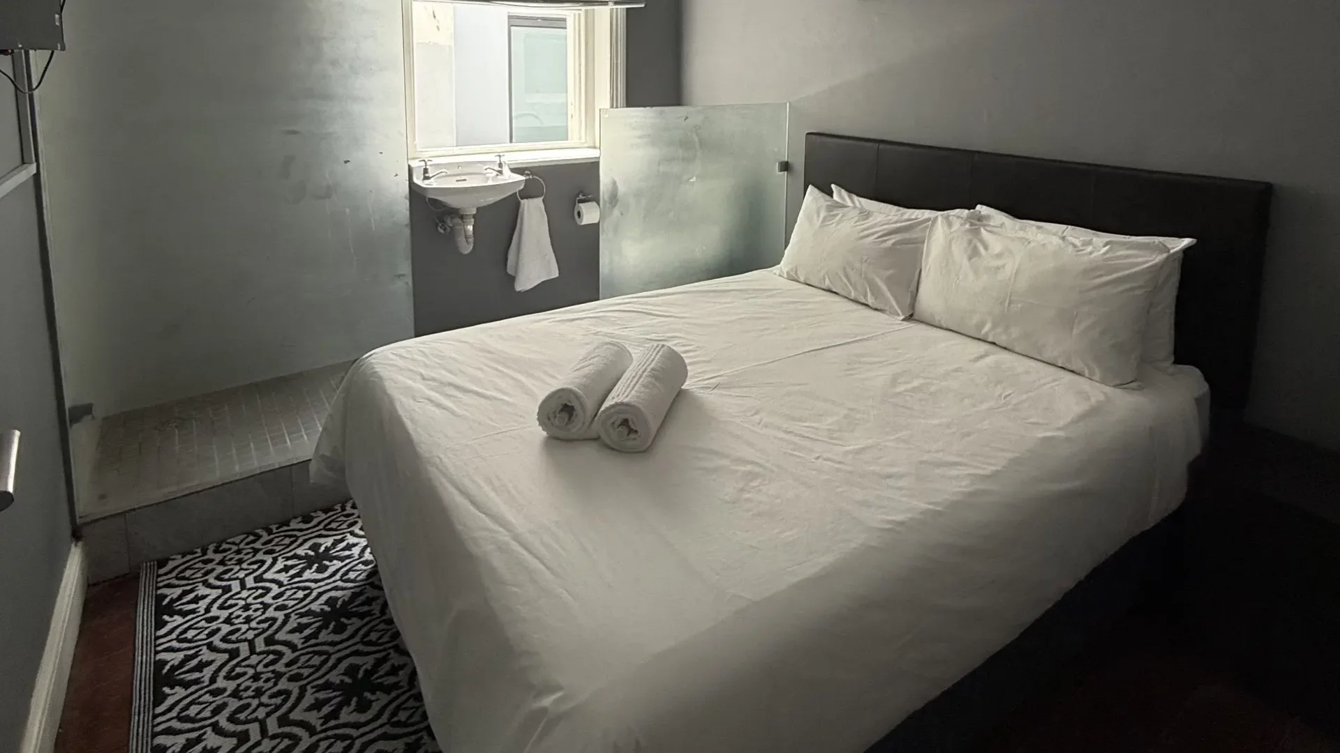 Cape Pods Hotel
